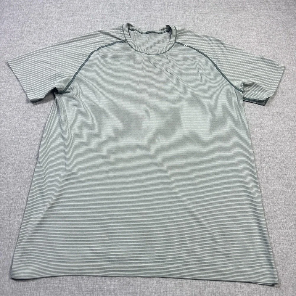 Lululemon Shirt Mens XL Green Striped Jersey Live In Practice Short Sleeve